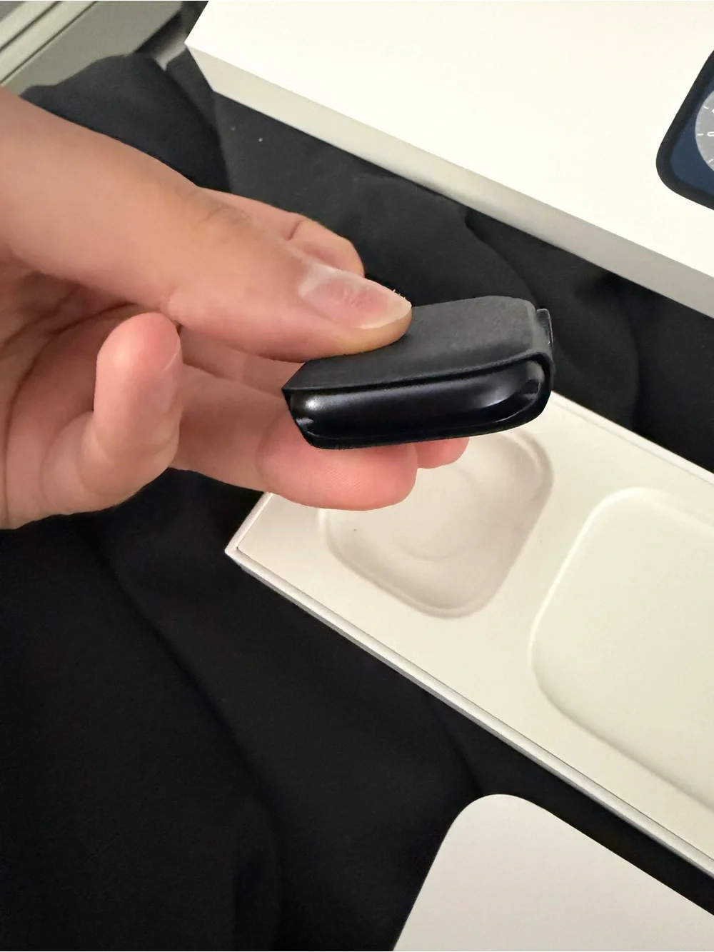 BRAND NEW Apple Watch Series 8 41mm Midnight Aluminum, Sport Band S/M, Cellular